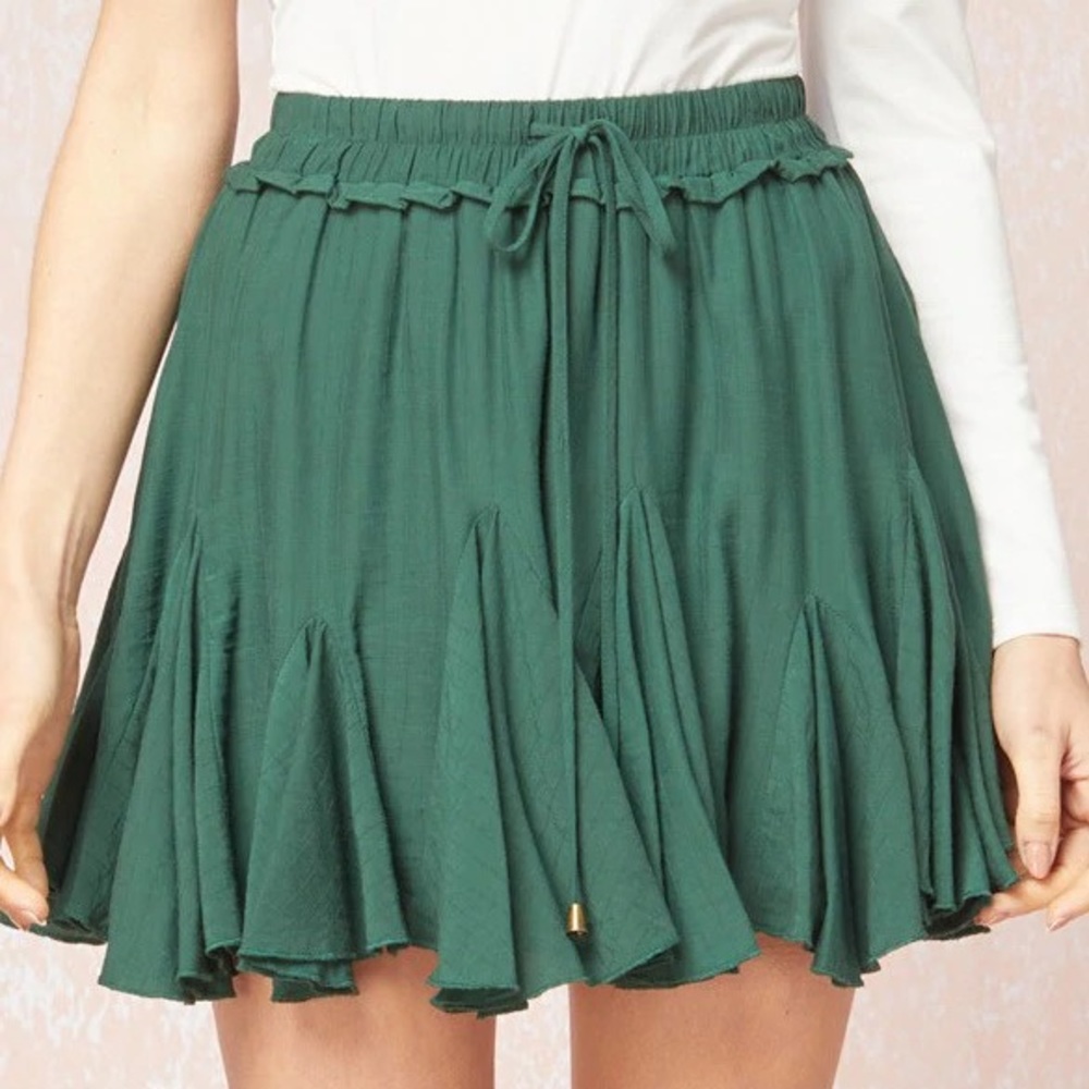 Entro waist tie ruffle skirt in army green